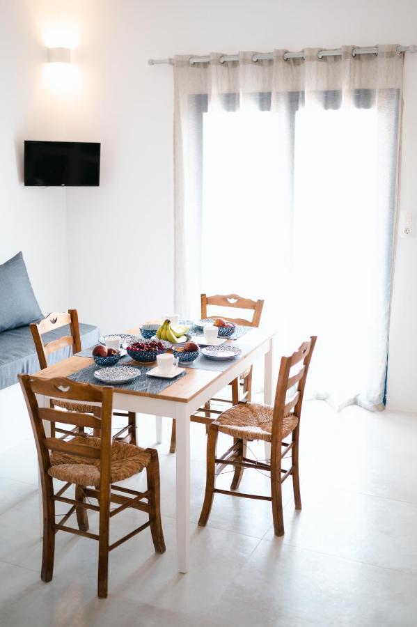 Muses Apartments Agia Anna  Bagian luar foto