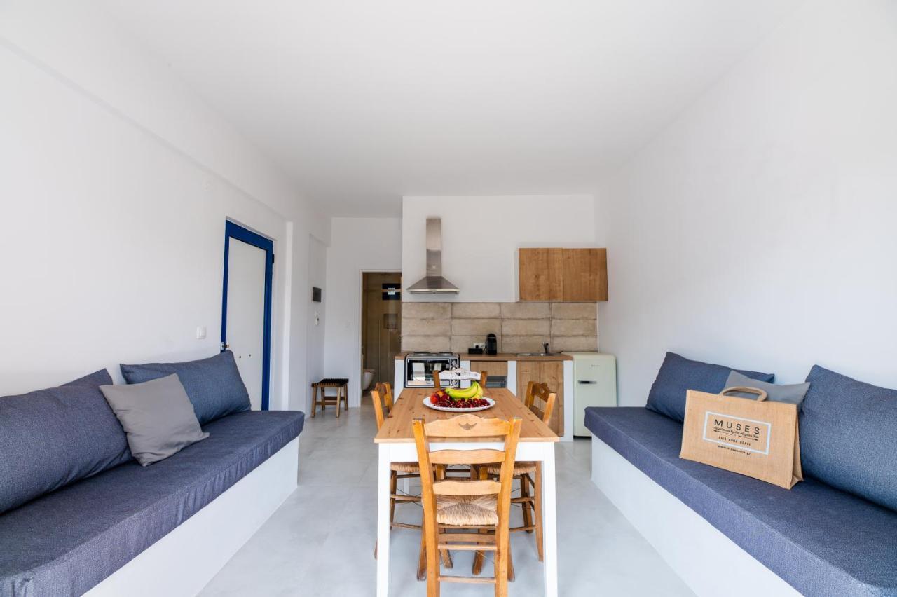 Muses Apartments Agia Anna  Bagian luar foto
